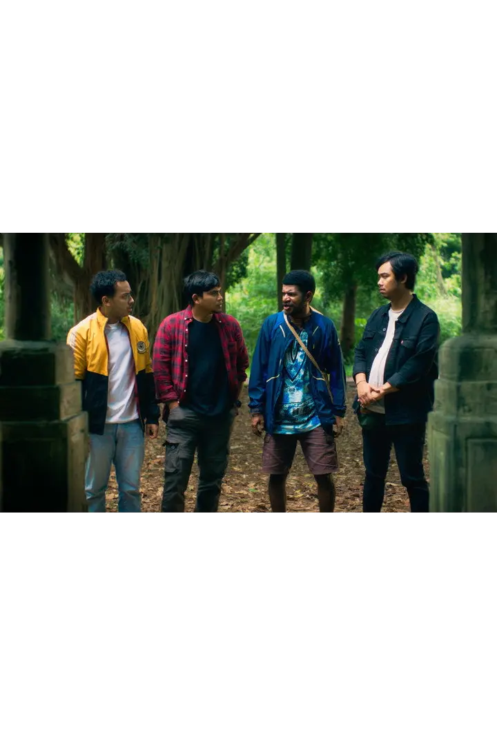 Info Film Maju Serem Mundur Horor (2025) (2025) Sub Indo OurWardFamily